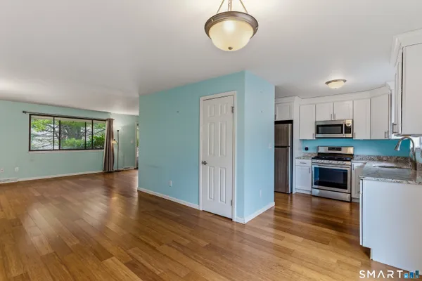 $274,900 | 631 Churchill Drive, Unit 631, Newington, CT 06111