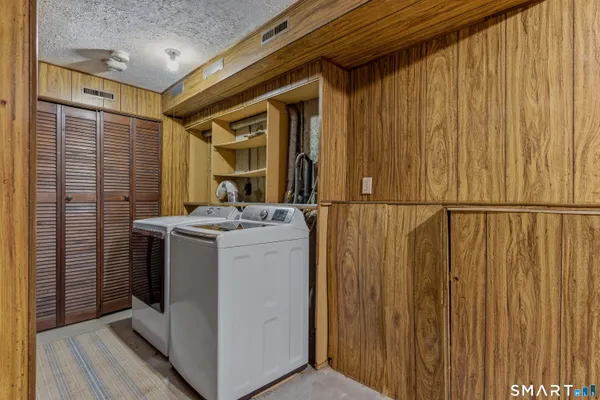 $274,900 | 631 Churchill Drive, Unit 631, Newington, CT 06111