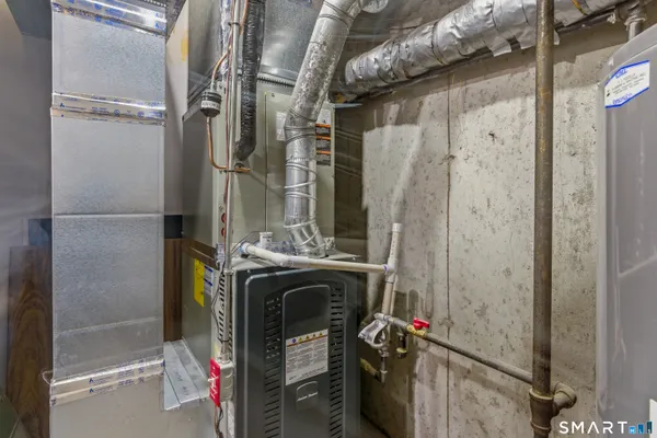 $274,900 | 631 Churchill Drive, Unit 631, Newington, CT 06111