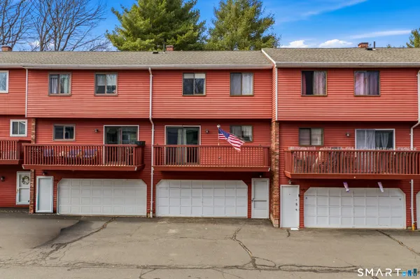 $274,900 | 631 Churchill Drive, Unit 631, Newington, CT 06111