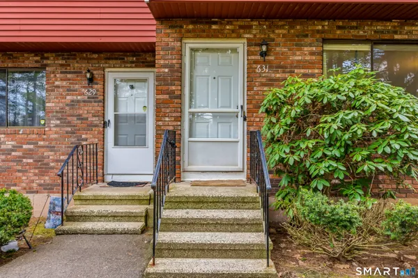 $274,900 | 631 Churchill Drive, Unit 631, Newington, CT 06111