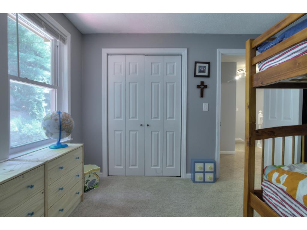 159 Searles Road Nashua, NH 03062 - Photo 15 of 26