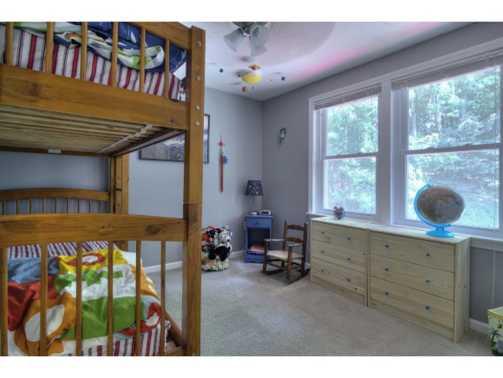 159 Searles Road Nashua, NH 03062 - Photo 16 of 26