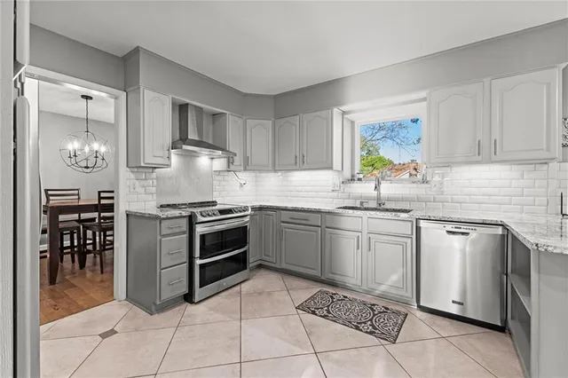 $450,000 | 11739 Grant Street, Overland Park, KS 66210