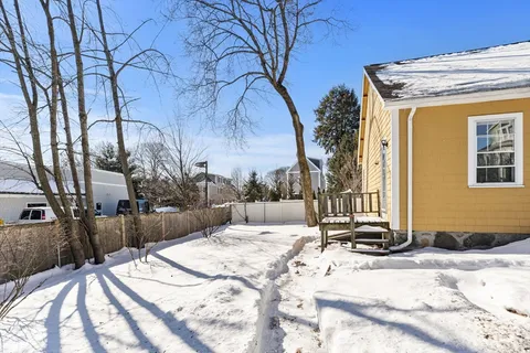 $575,000 | 9 Henry Street, Unit 9, Belmont, MA 02478