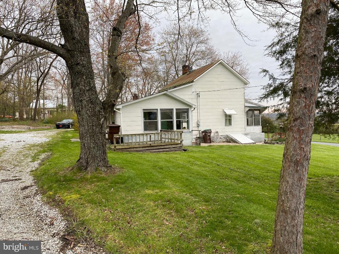 265 Pecher Road Fairfield, PA 17320 - Photo 3 of 9 Gallery Image 3