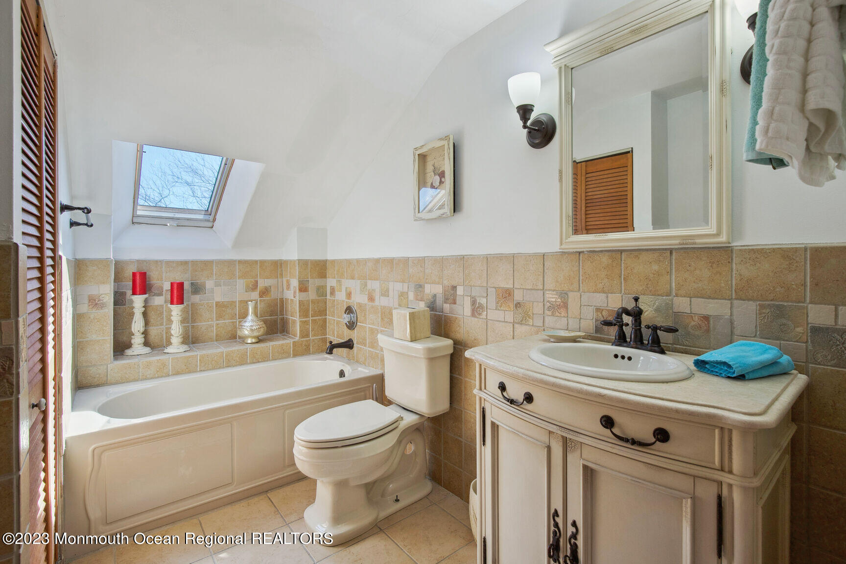 29 Gale Road Brick, NJ 08723 - Photo 17 of 44 0013-13Bathroom