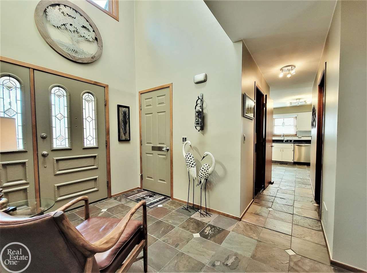 35739 Rockingham Drive New Baltimore, MI 48047 - Photo 3 of 47 50069647-2.JPG