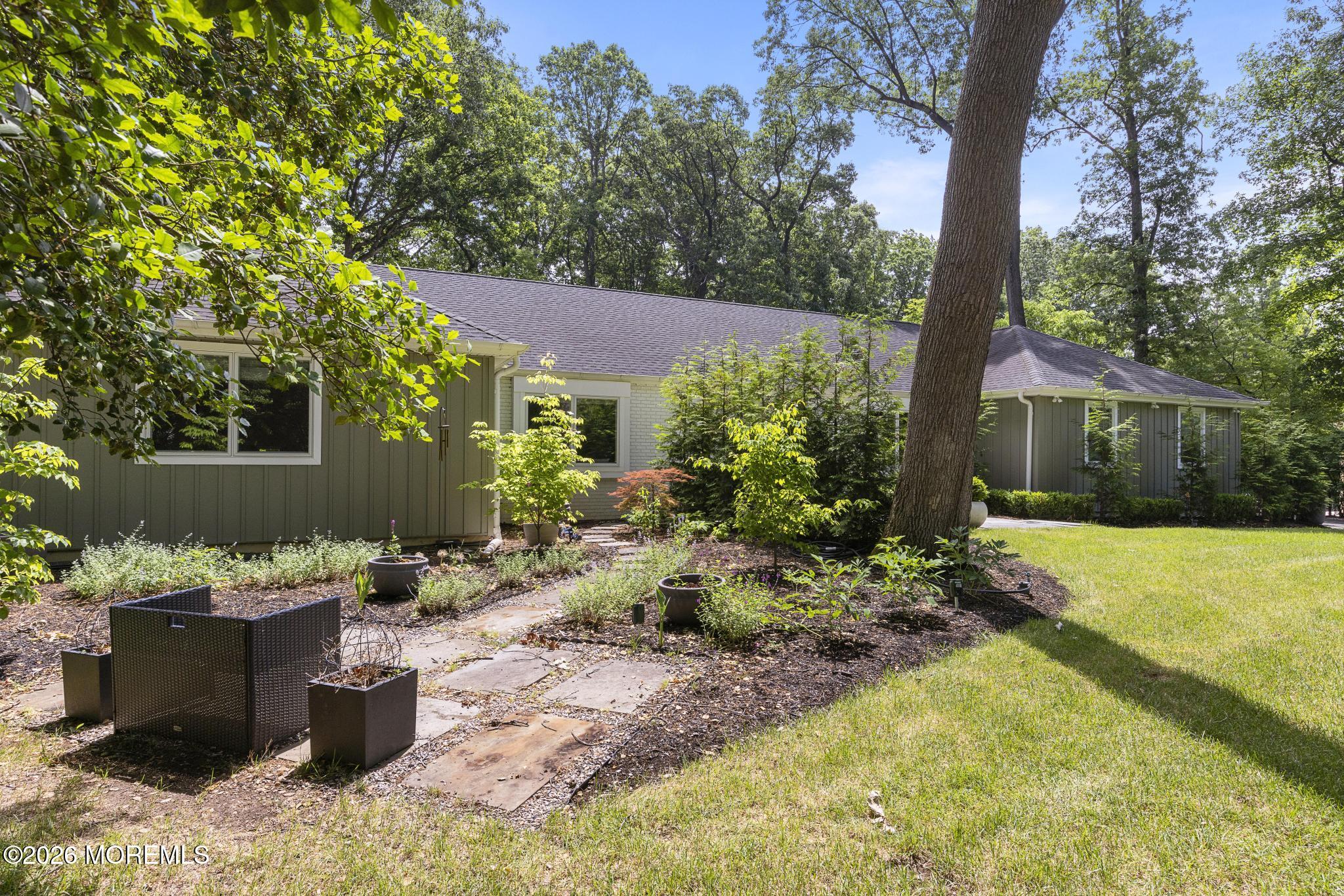 198 Borden Road Middletown, NJ 07748 - Photo 53 of 69 198 Borden Rd (10)