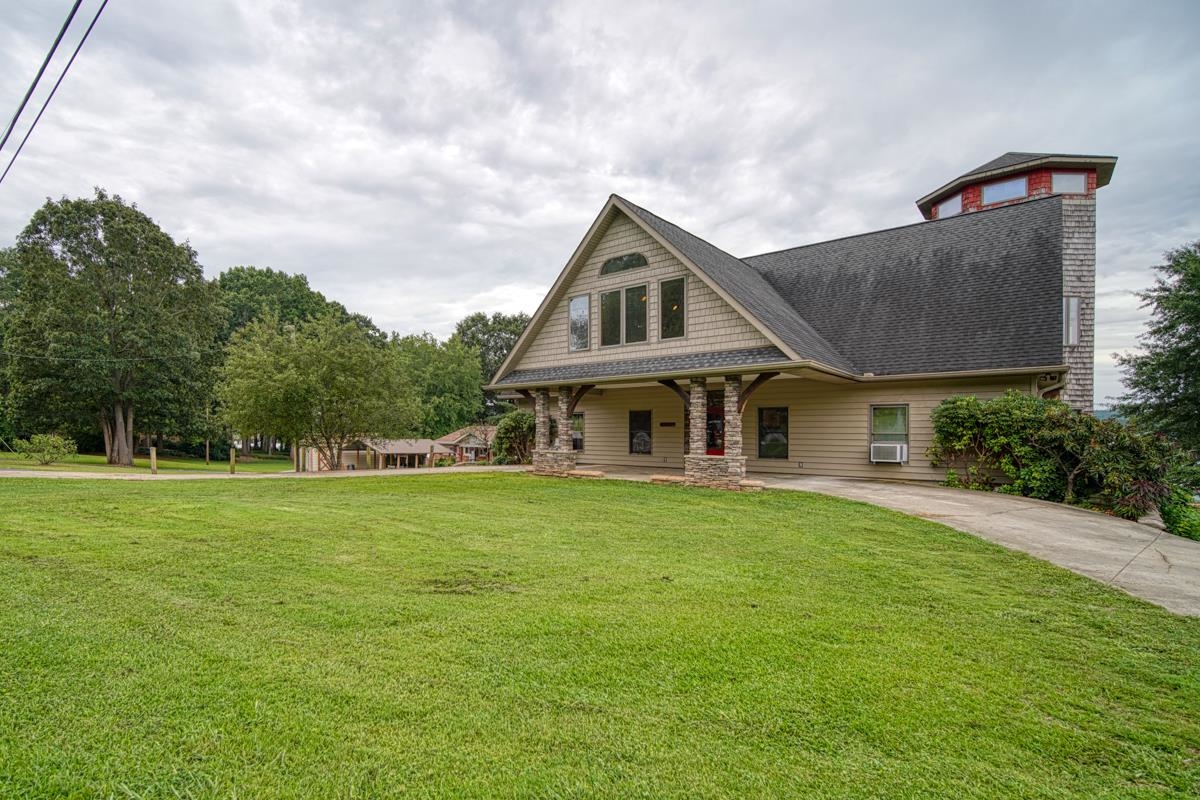 241 Coggins Shore Inman, SC 29349 - Photo 48 of 49 Gallery Image 48