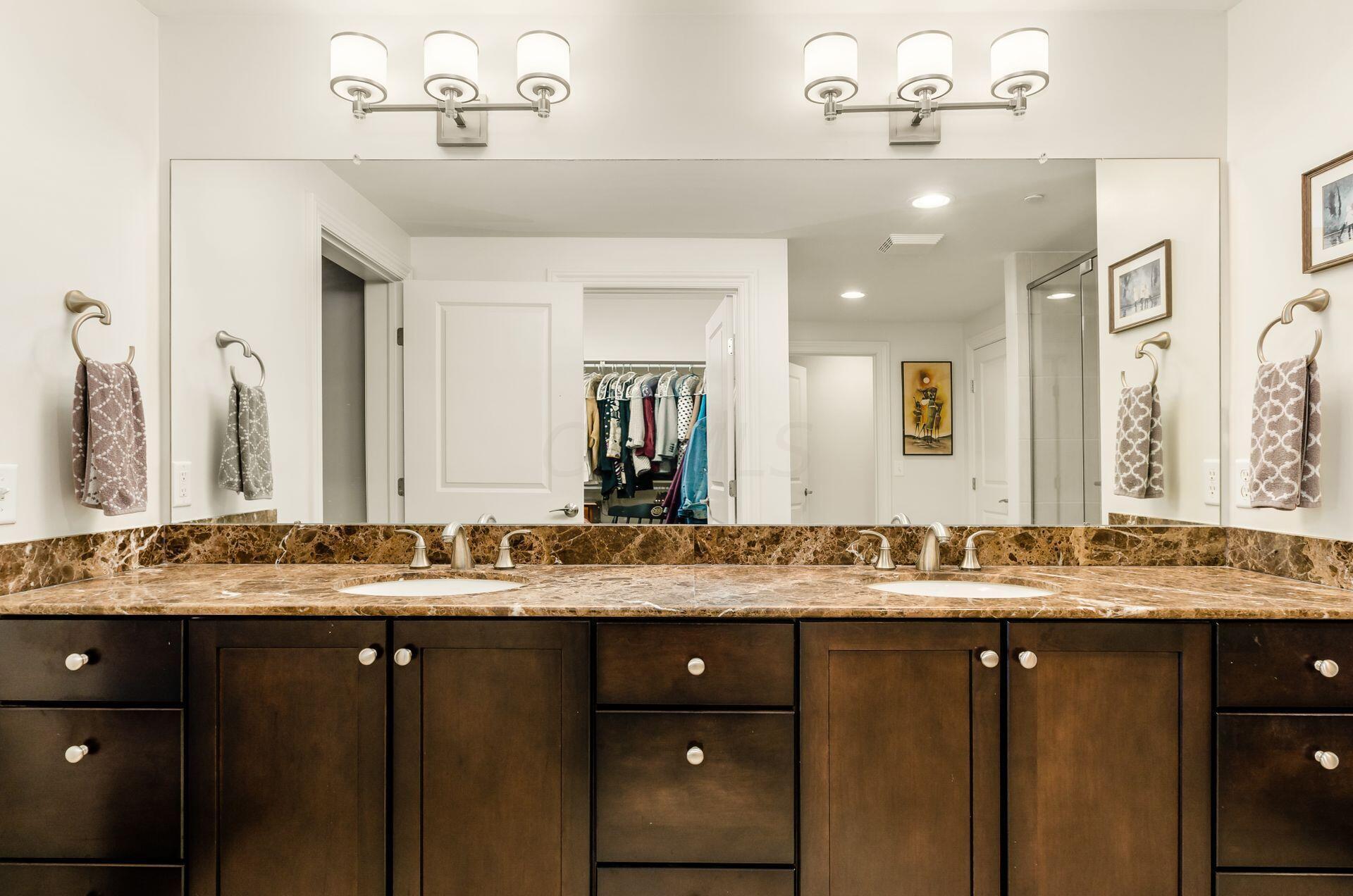 3175 Tremont Road, Unit 302 Columbus, OH 43221 - Photo 29 of 53 036_4759_L 3175 Tremont Rd132