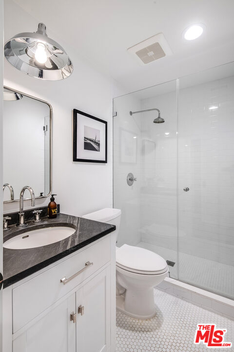 24049 Chestnut Way Calabasas, CA 91302 - Photo 27 of 53