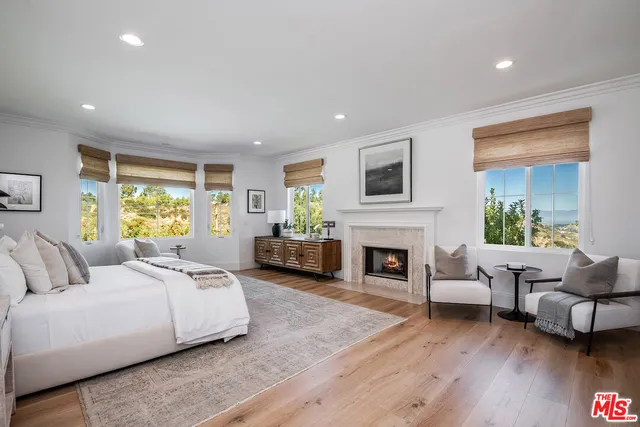 $4,350,000 | 24049 Chestnut Way, Calabasas, CA 91302