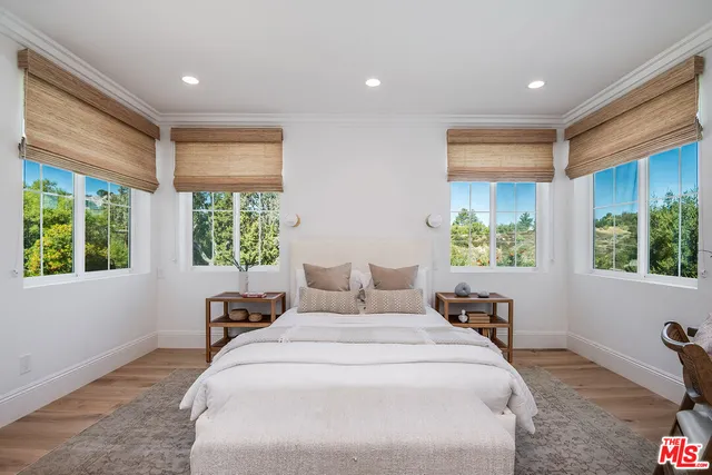 $4,350,000 | 24049 Chestnut Way, Calabasas, CA 91302