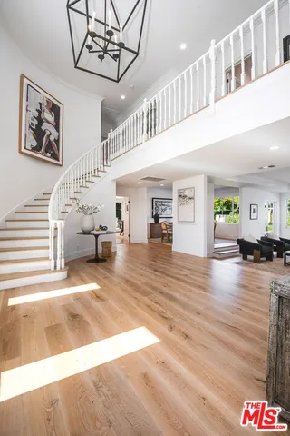 $4,350,000 | 24049 Chestnut Way, Calabasas, CA 91302