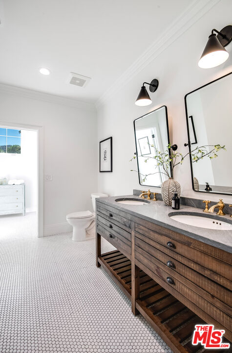 24049 Chestnut Way Calabasas, CA 91302 - Photo 44 of 53