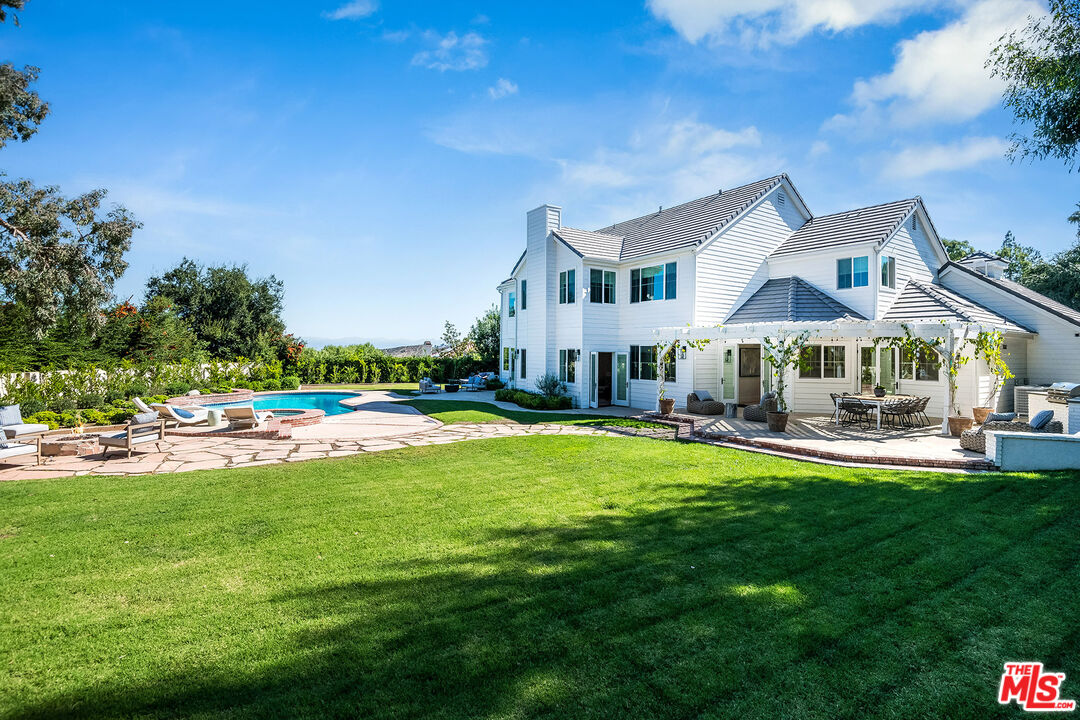 24049 Chestnut Way Calabasas, CA 91302 - Photo 50 of 53