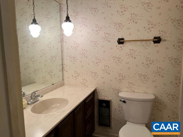 4652 Richmond Road Keswick, VA 22947 - Photo 8 of 17 Gallery Image 8