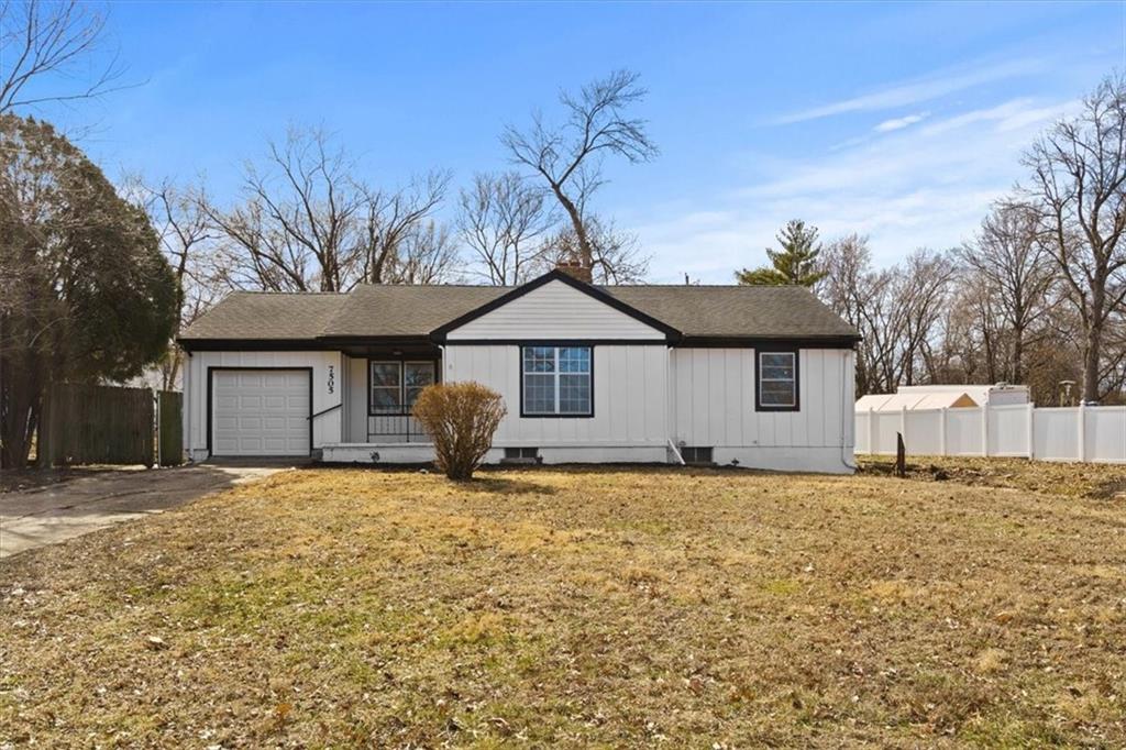 7505 East 130 Street Grandview, MO 64030 - Photo 1 of 30