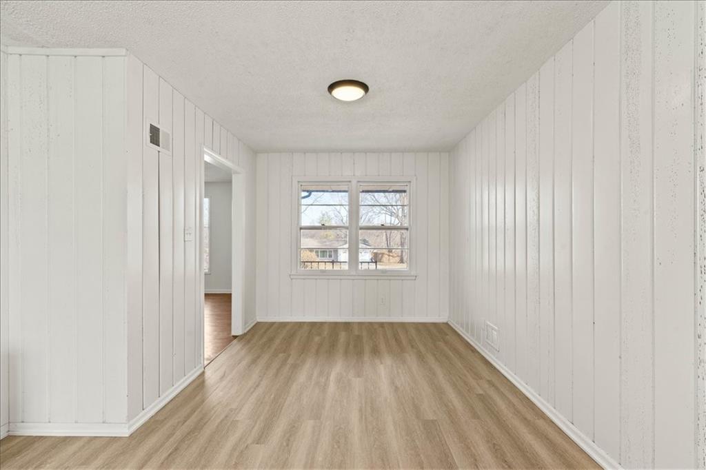 7505 East 130 Street Grandview, MO 64030 - Photo 12 of 30