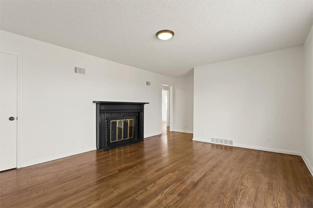 7505 East 130 Street Grandview, MO 64030 - Photo 4 of 30