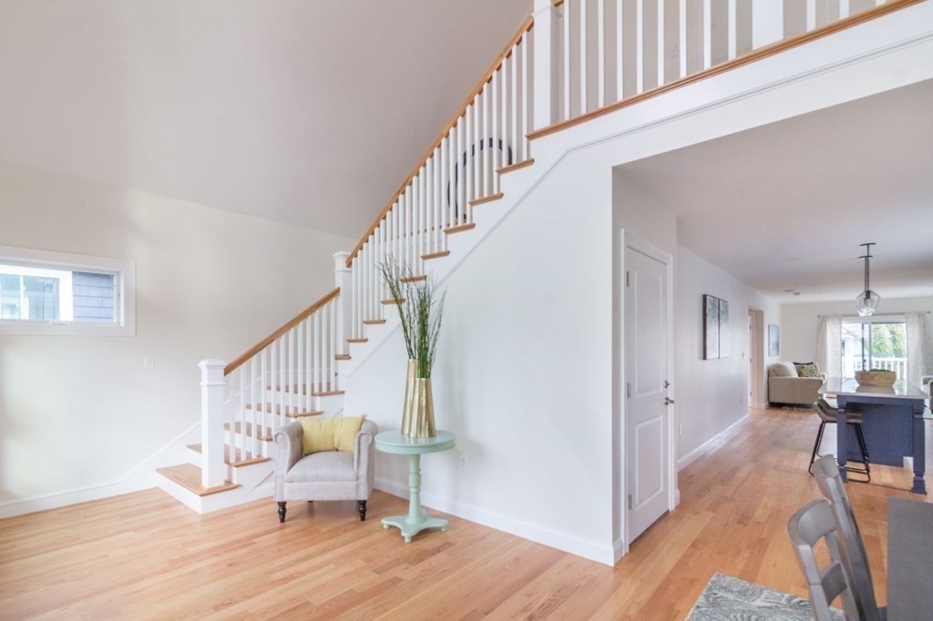 36 Murray Hill Road Boston, MA 02131 - Photo 15 of 30 Gallery Image 15