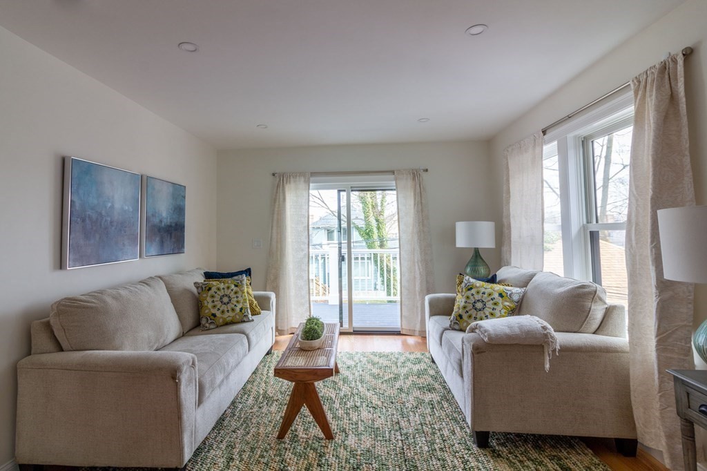 36 Murray Hill Road Boston, MA 02131 - Photo 10 of 30 Gallery Image 10