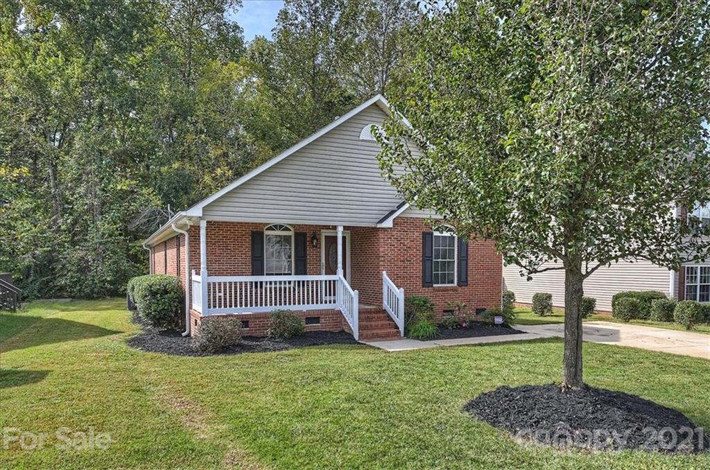 142 Pheasant Ridge Circle York, SC 29745 - Photo 2 of 38 Gallery Image 2