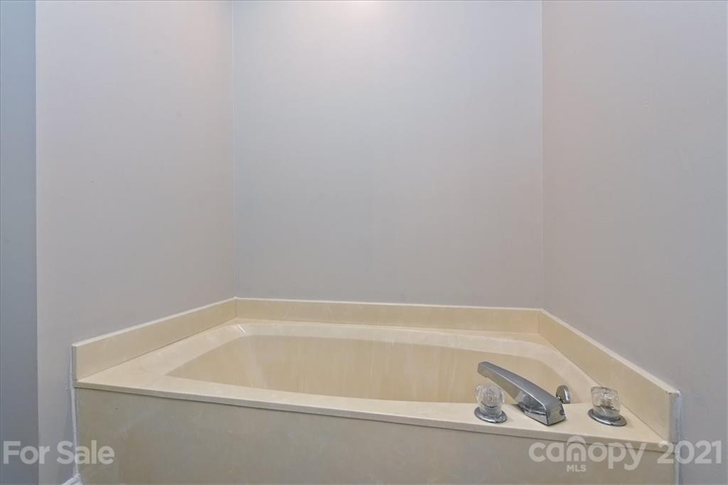 142 Pheasant Ridge Circle York, SC 29745 - Photo 24 of 38 Gallery Image 24
