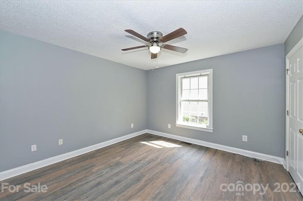 142 Pheasant Ridge Circle York, SC 29745 - Photo 27 of 38 Gallery Image 27