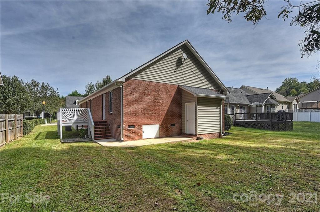 142 Pheasant Ridge Circle York, SC 29745 - Photo 35 of 38 Gallery Image 35