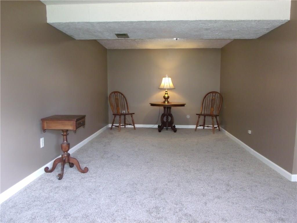 483 Tivoli Road Pittsburgh, PA 15239 - Photo 19 of 24 Gallery Image 19