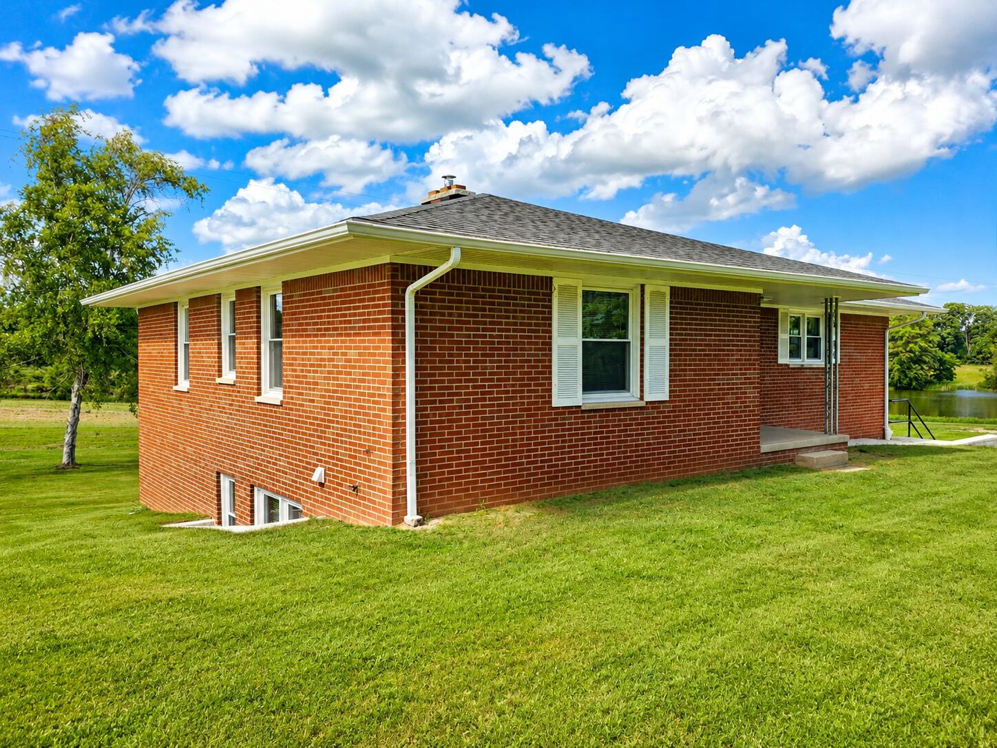 18100 English Road Manchester, MI 48158 - Photo 41 of 47 42