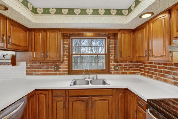 $349,900 | 8625 Abbey Road, Jackson, MI 49201