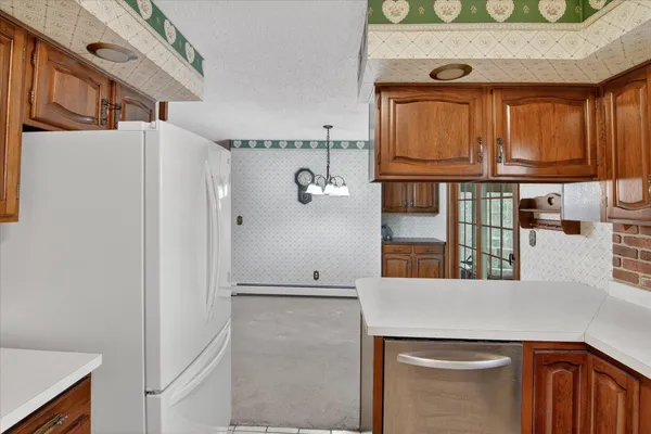 $349,900 | 8625 Abbey Road, Jackson, MI 49201