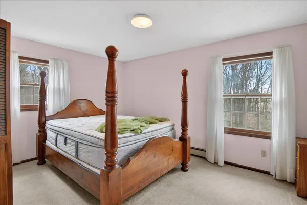 $349,900 | 8625 Abbey Road, Jackson, MI 49201