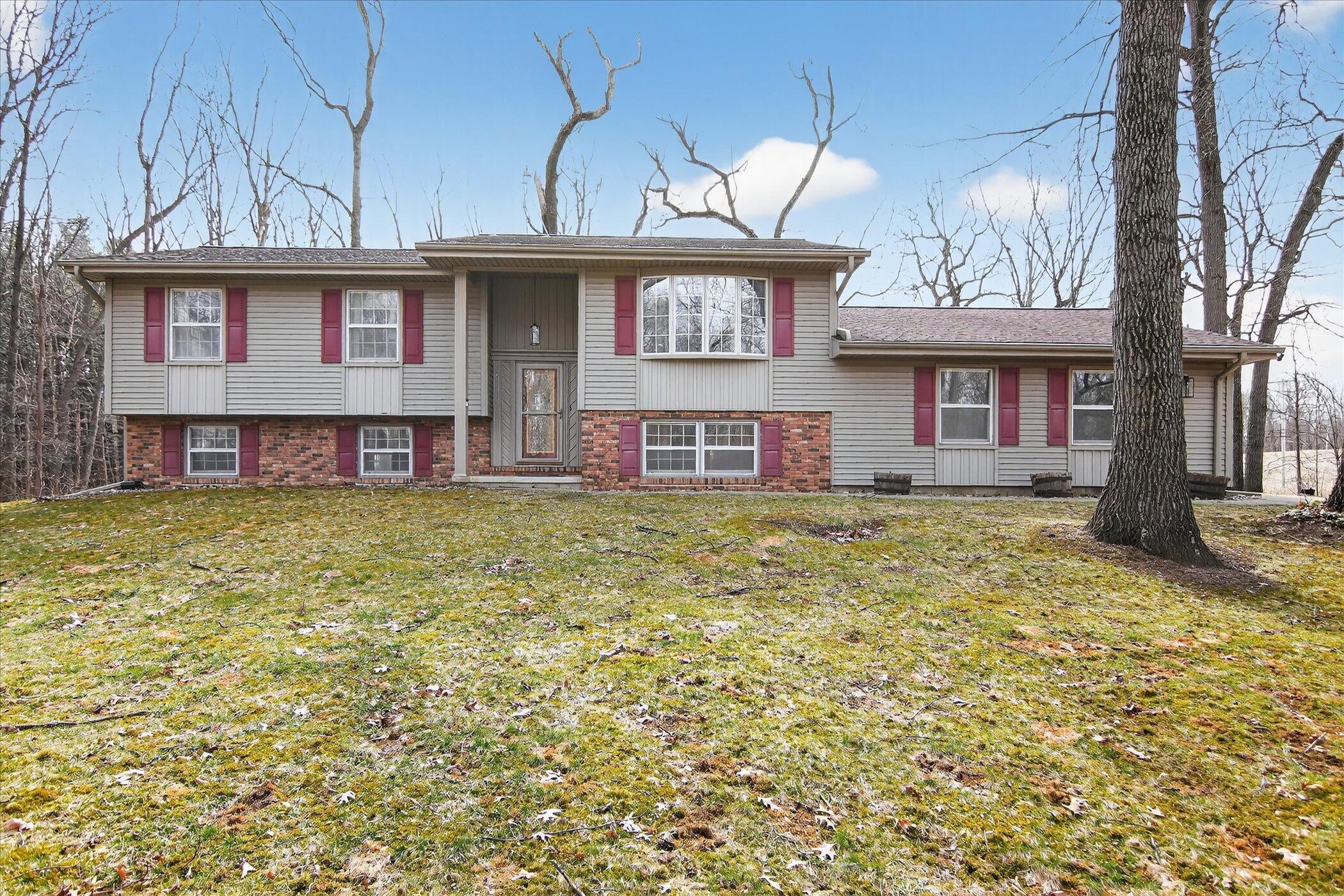 8625 Abbey Road Jackson, MI 49201 - Photo 3 of 69 03-8625-Abbey-Rd-WindowStill-Photography