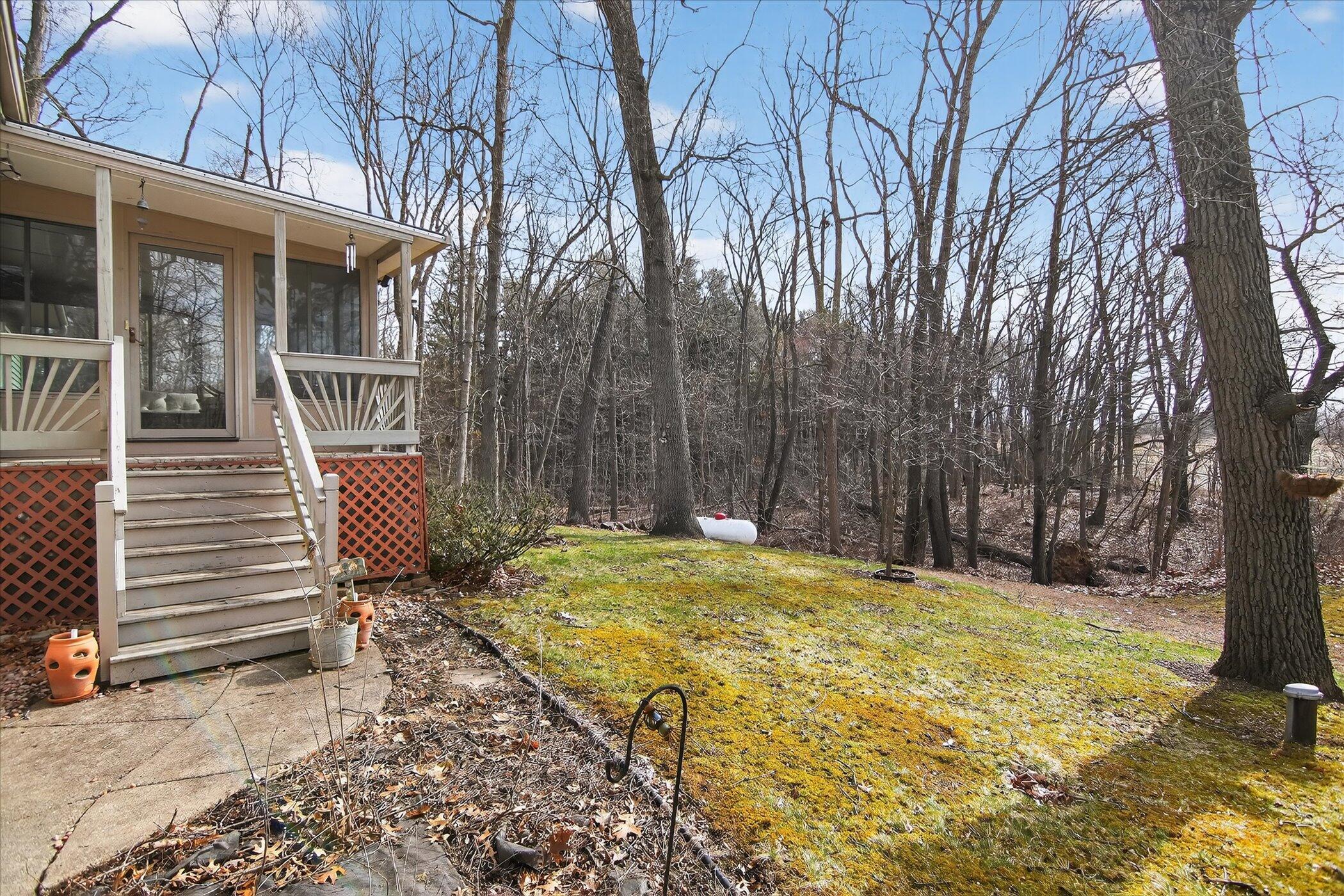 8625 Abbey Road Jackson, MI 49201 - Photo 47 of 69 47-8625-Abbey-Rd-WindowStill-Photography
