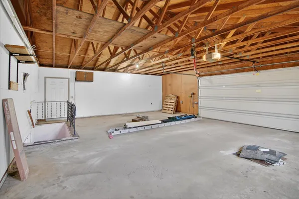 $349,900 | 8625 Abbey Road, Jackson, MI 49201