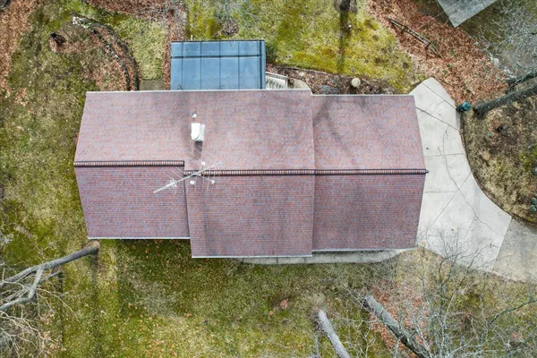 $349,900 | 8625 Abbey Road, Jackson, MI 49201