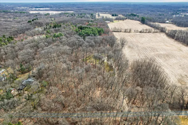 $349,900 | 8625 Abbey Road, Jackson, MI 49201