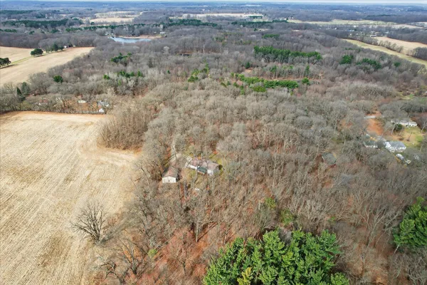 $349,900 | 8625 Abbey Road, Jackson, MI 49201