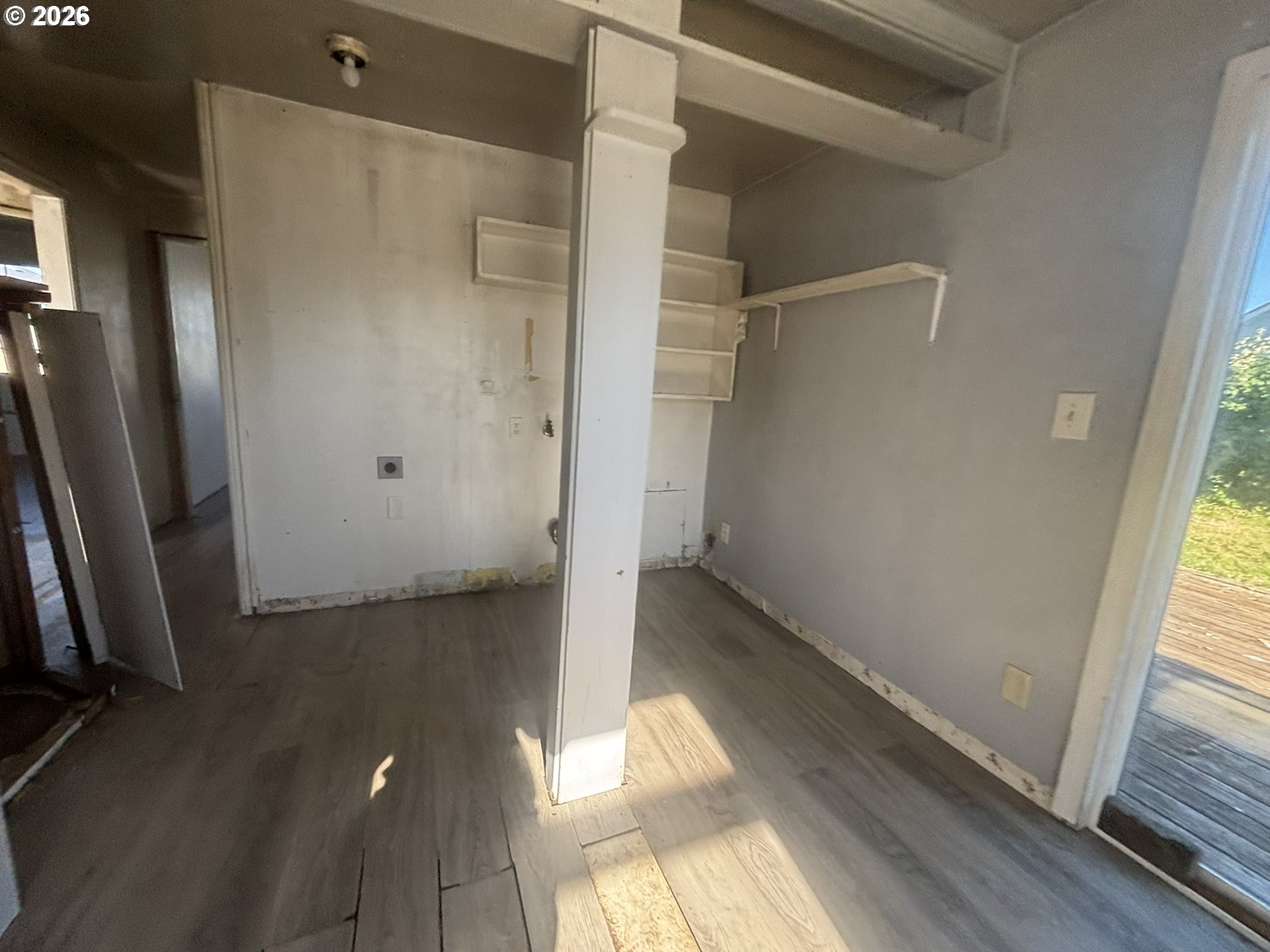 395 36th Street Springfield, OR 97478 - Photo 8 of 15
