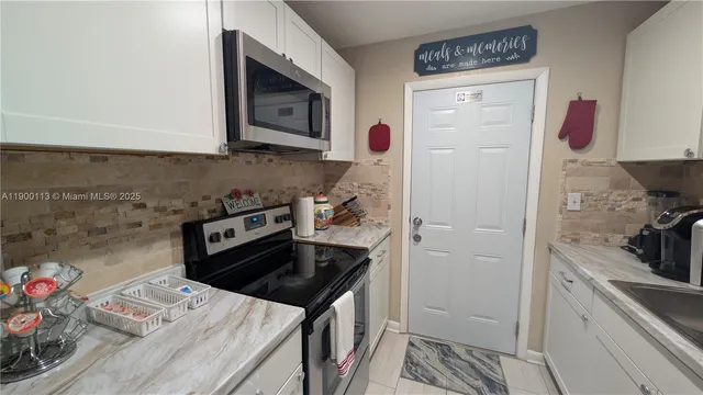a view of bathroom with shower