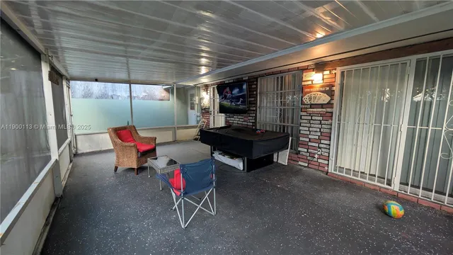 $359,000 | 19374 Northwest 30th Court, Miami Gardens, FL 33056