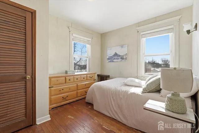 $500,000 | 554 Barron Avenue, Woodbridge, NJ 07095