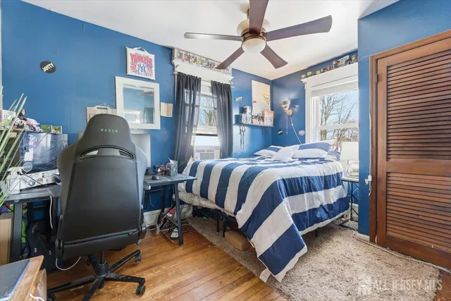 $500,000 | 554 Barron Avenue, Woodbridge, NJ 07095