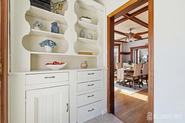 $500,000 | 554 Barron Avenue, Woodbridge, NJ 07095