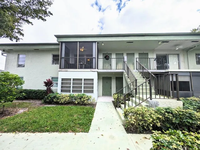 $1,700 | 7515 South Oriole Boulevard, Unit 203, Delray Beach, FL 33446