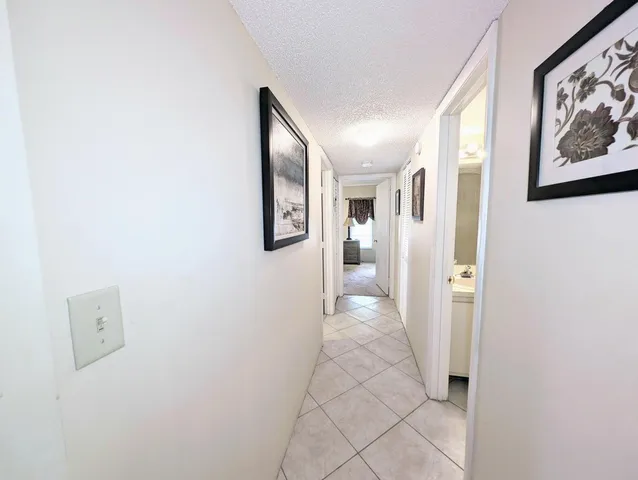 $1,700 | 7515 South Oriole Boulevard, Unit 203, Delray Beach, FL 33446